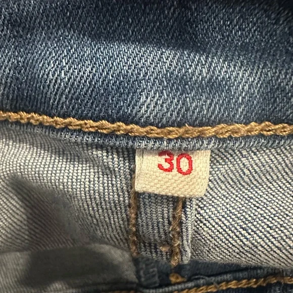 Levi's 30 Woman's Bermuda Denim Rolled Hem Shorts Mid Rise Stretch Preppy Levis - Picture 4 of 6